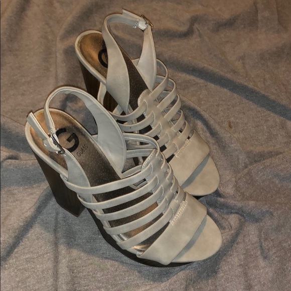 Guess Sandal Peep Toe Block Heel - Picture 5 of 5